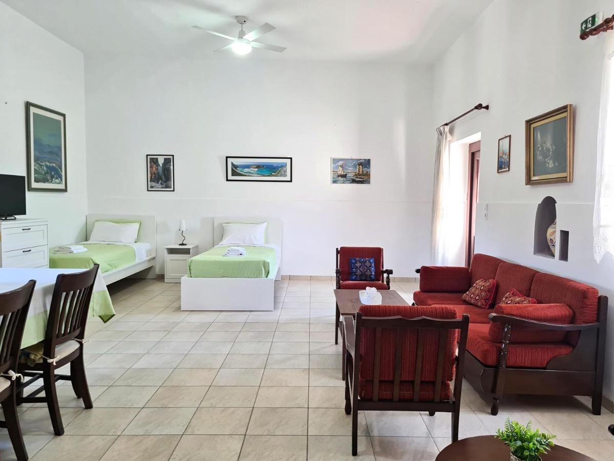 Enastron Vacation House Kissamos Exterior photo